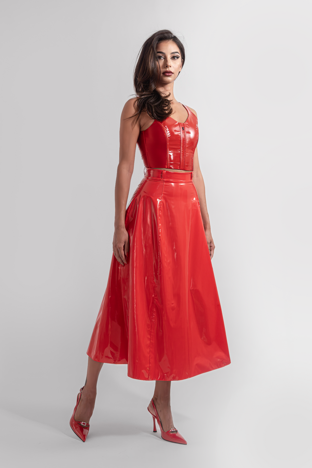 circular_skirt_latex_red_side