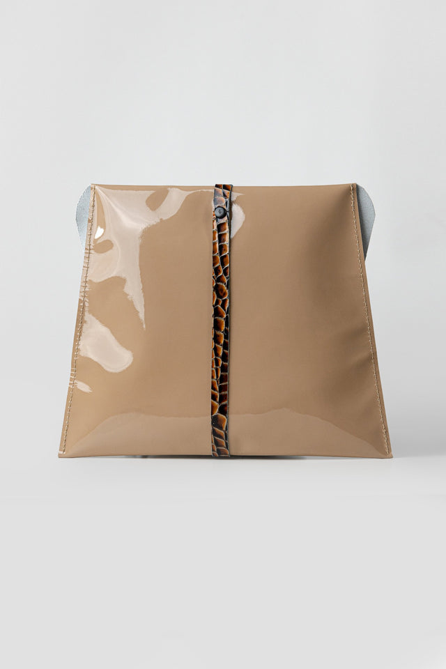 tacrai tanned beige leather clutch bag